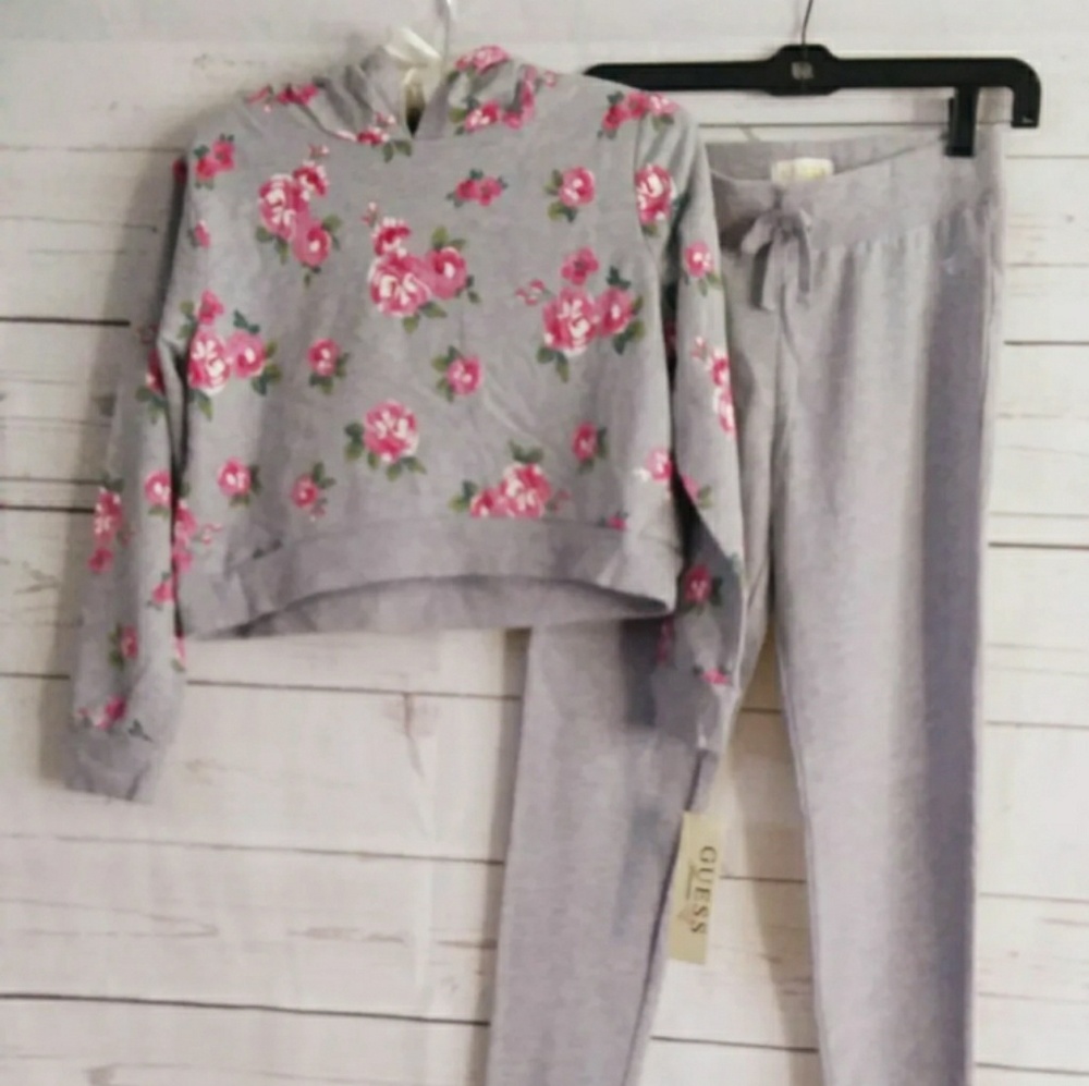 Guess set pants sweater